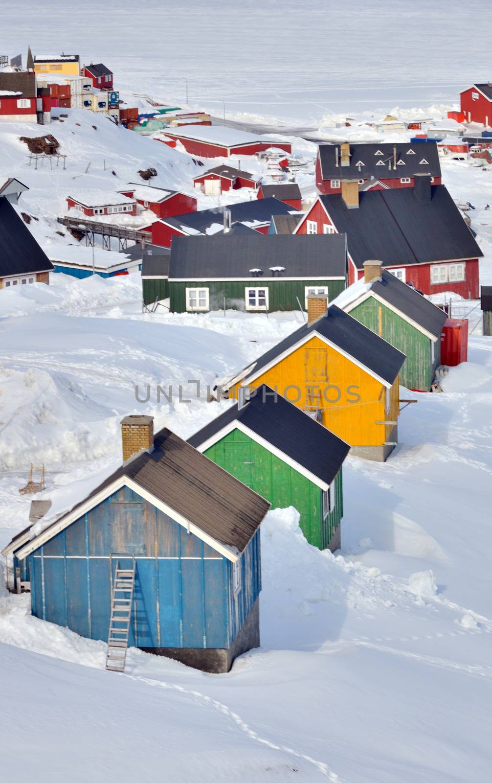  colorful houses in Greenland by jordachelr
