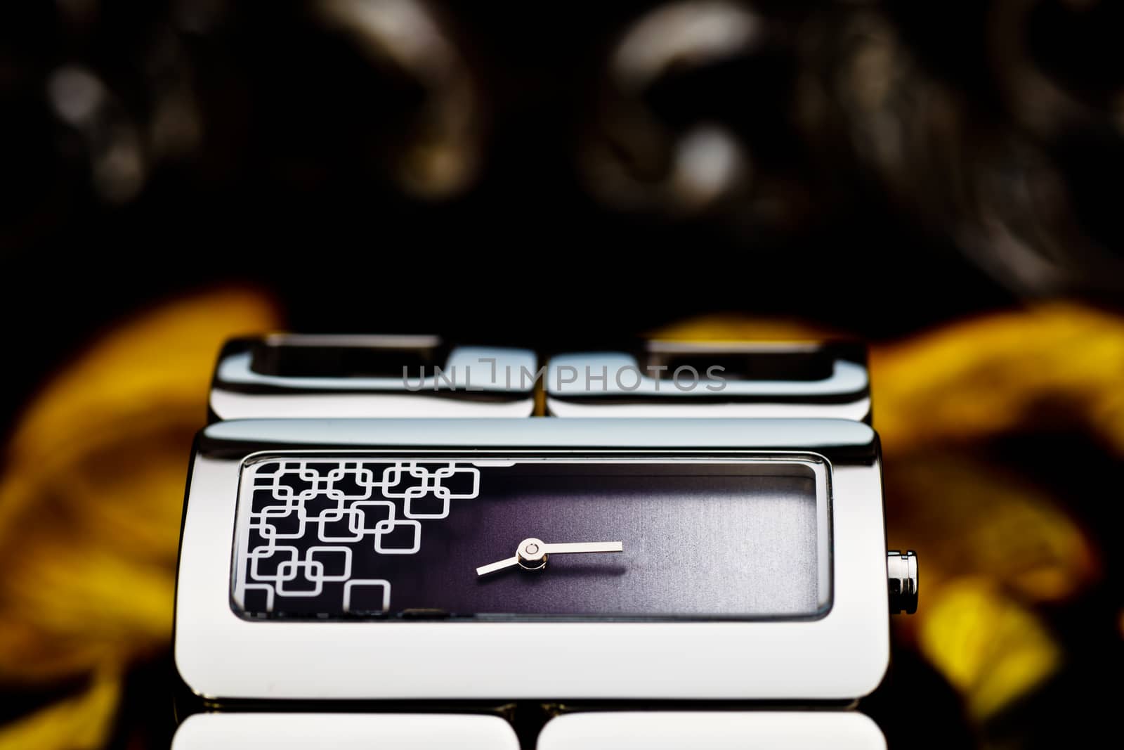 A very luxury woman watch of bracalet