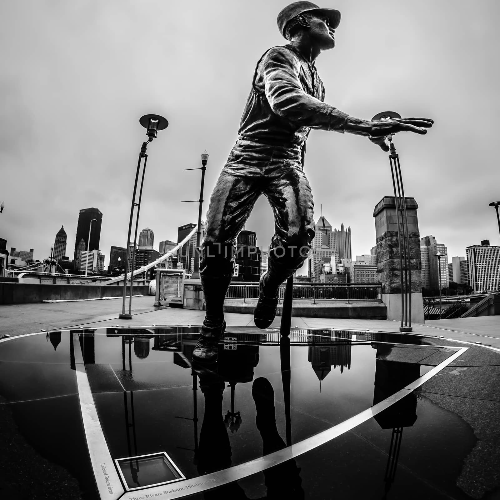 The Roberto Clemente statue stands just before the Roberto Clemente bridge