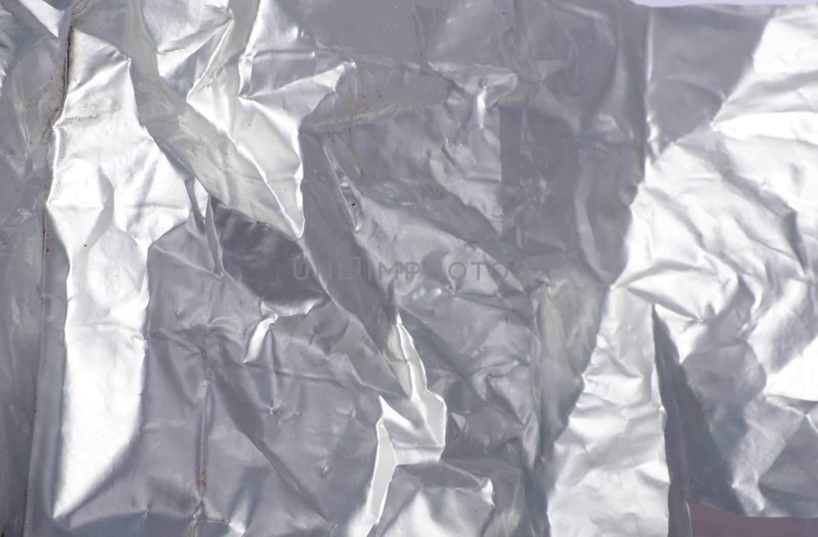 crumpled foil by sarkao