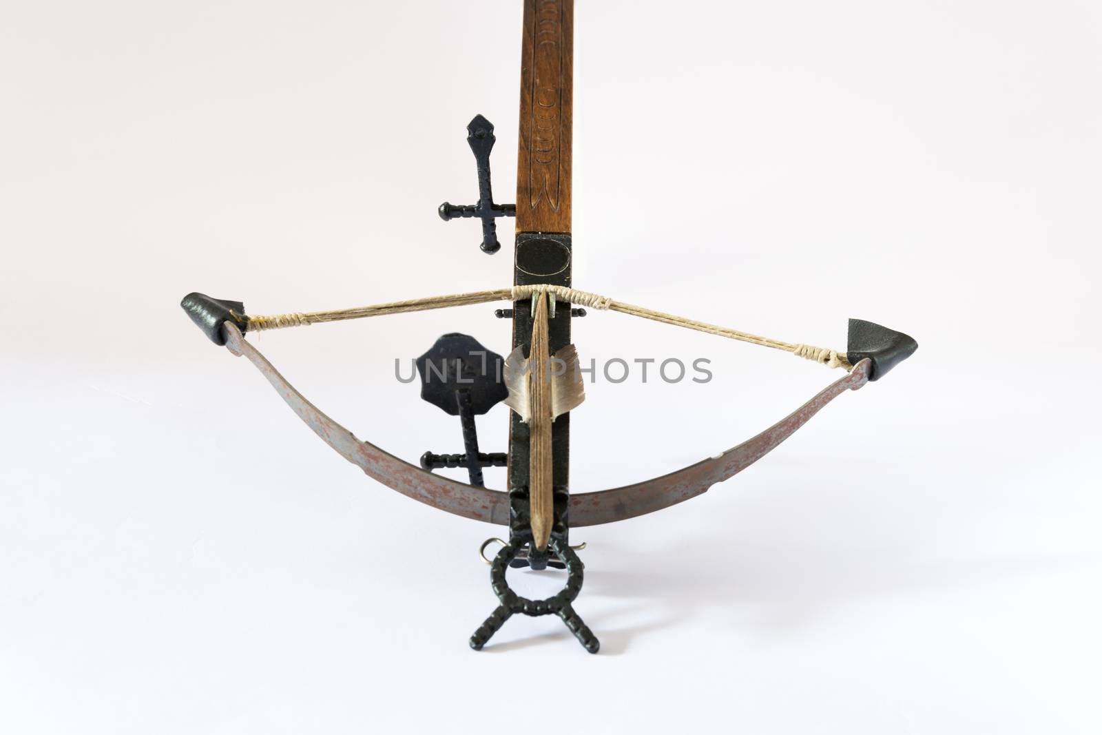 wooden crossbow made in Italy by enrico.lapponi
