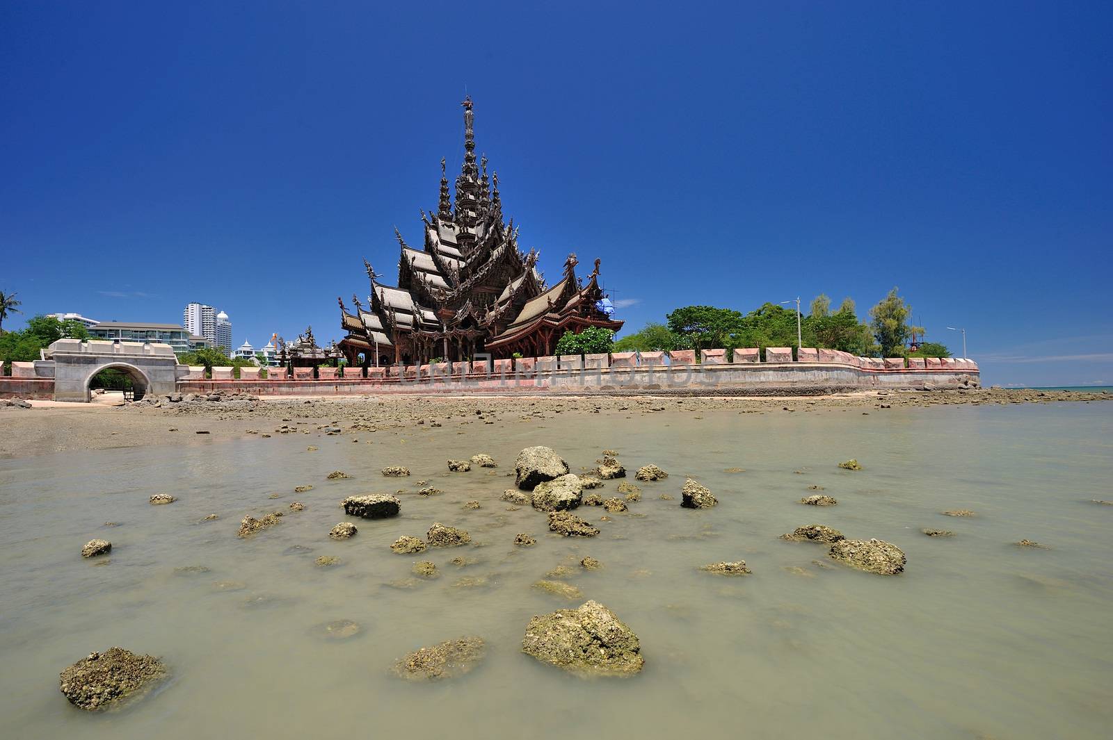 sanctuary of truth in Chonburi thailand by think4photop
