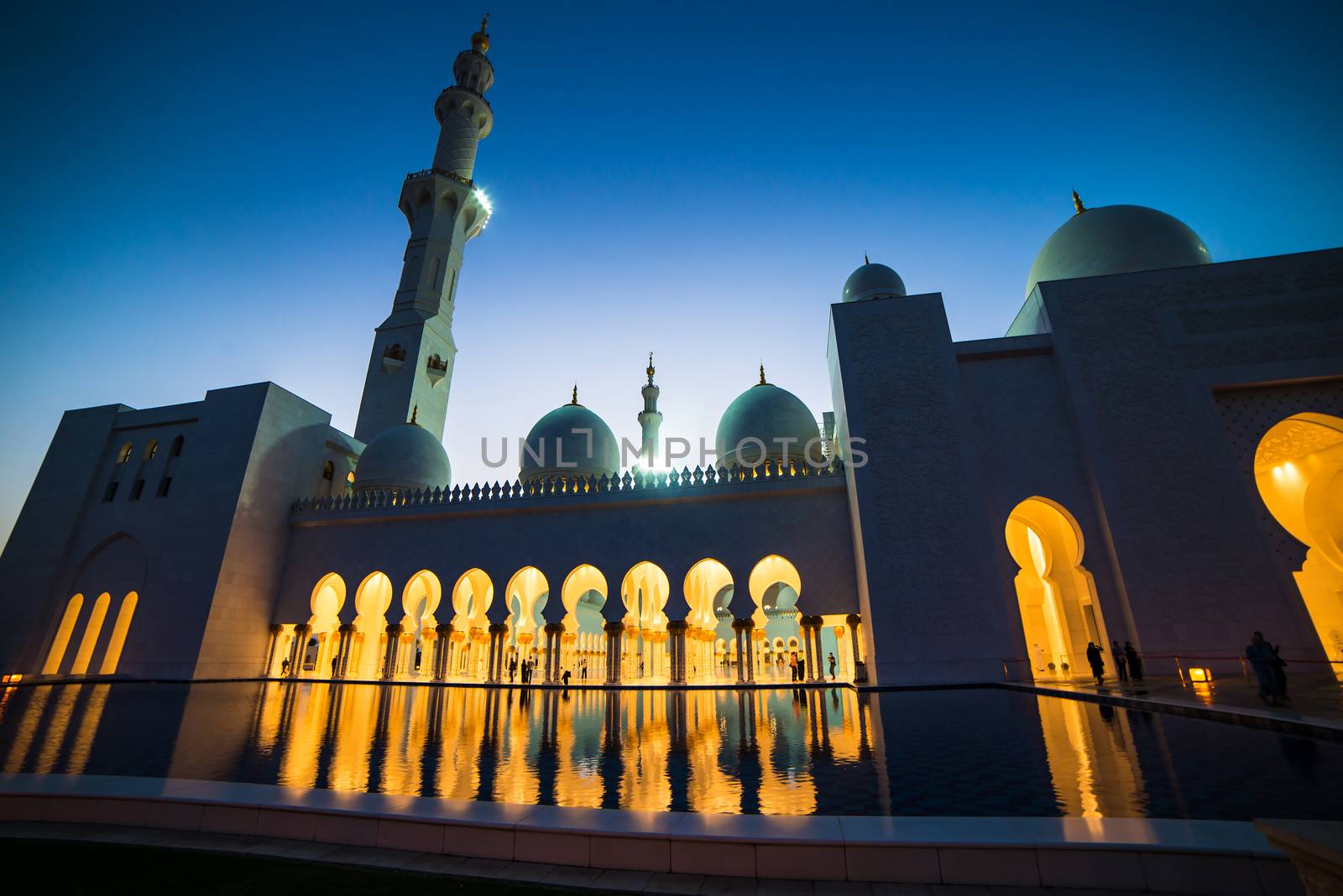 ABU DHABI, UAE - DECEMBER 18: Sheikh Zayed Grand Mosque, Abu Dhabi, UAE on December 18, 2013 in Abu Dhabi. The 3rd largest mosque in the world, area is 22,412 square meters