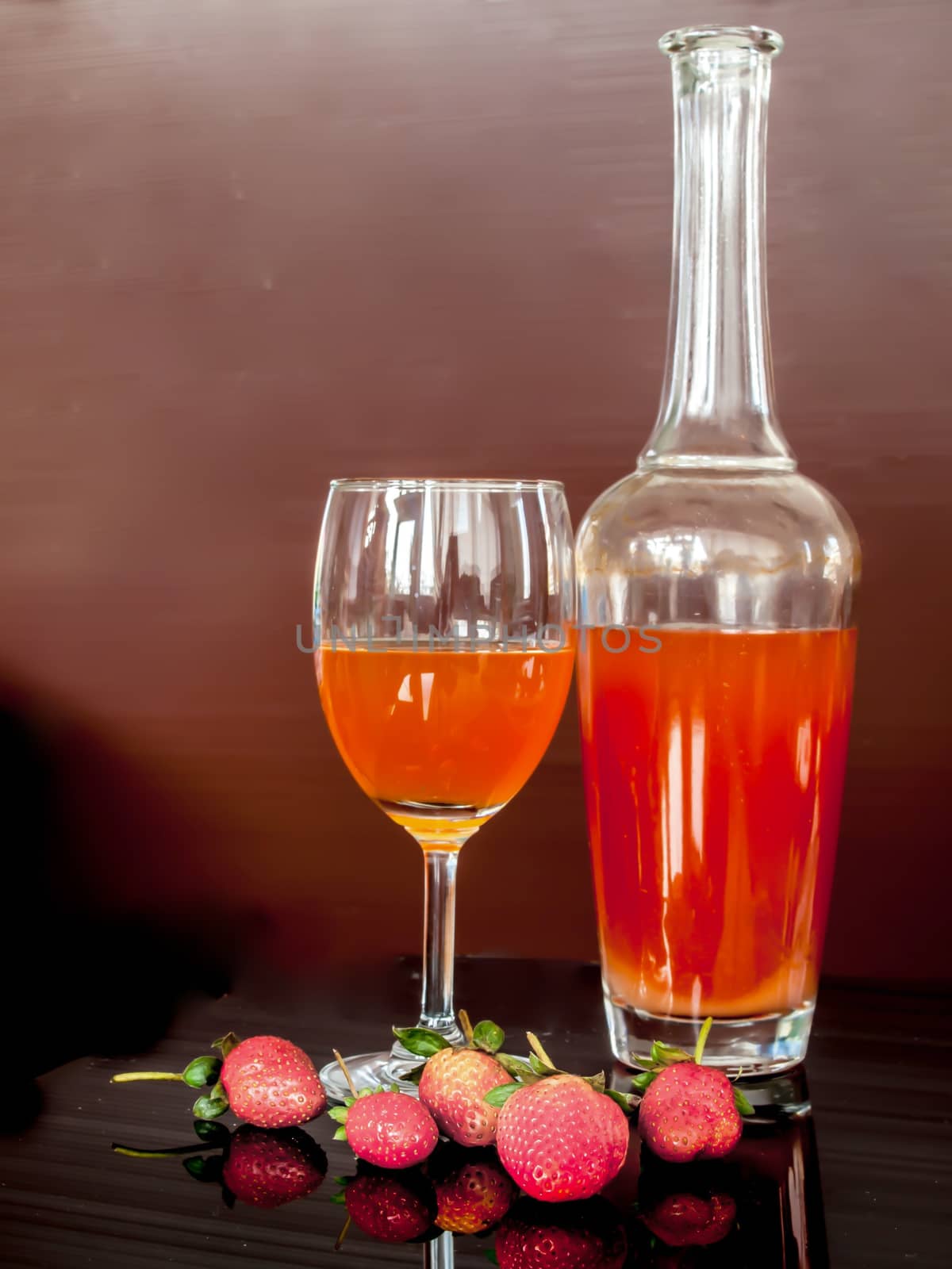 Strawberries and wine by wmitrmatr
