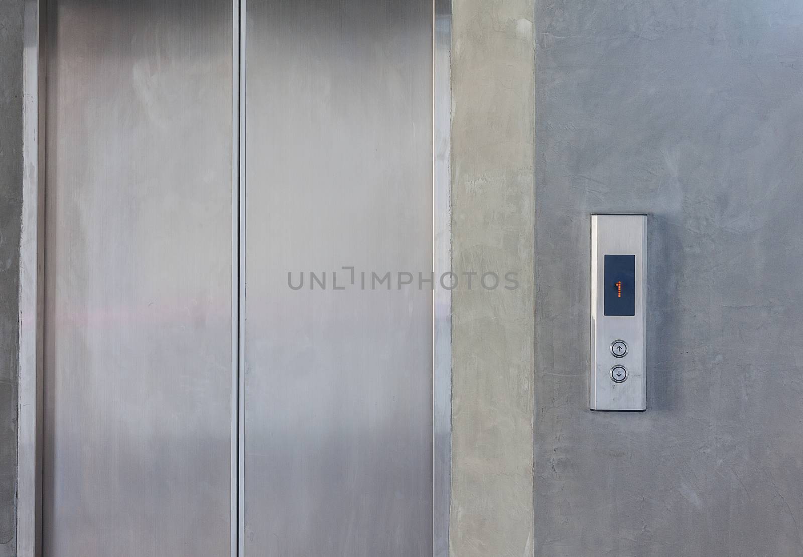 Elevator with only up and down button