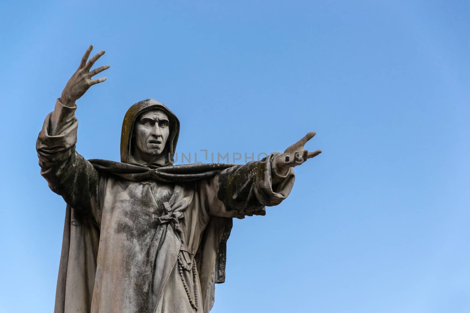 Statue of Girolamo Savonarola in Savonarola square by enrico.lapponi