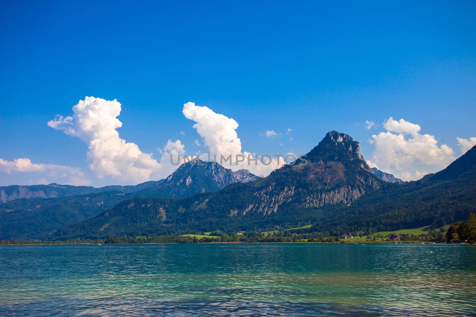 Wolfgang See lake with Sparber and Bleckwand peaks, Alps mountains, Austria