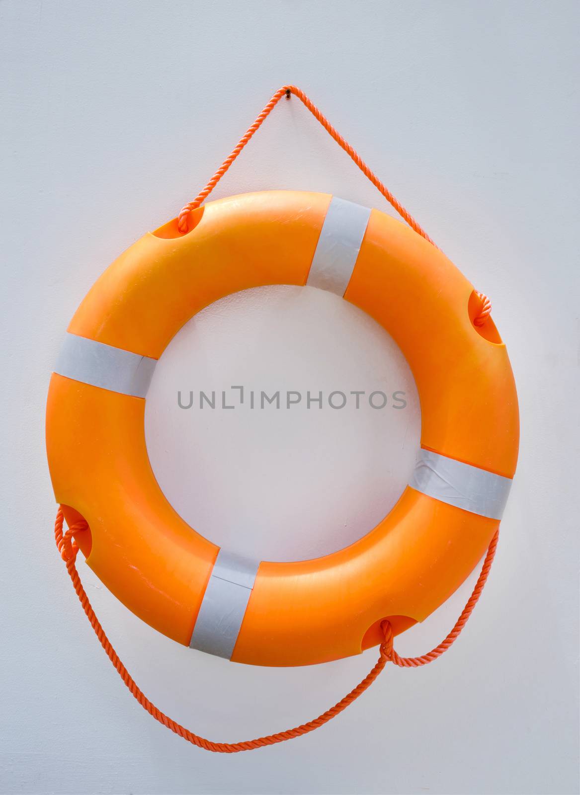 lifebuoy ring on wall