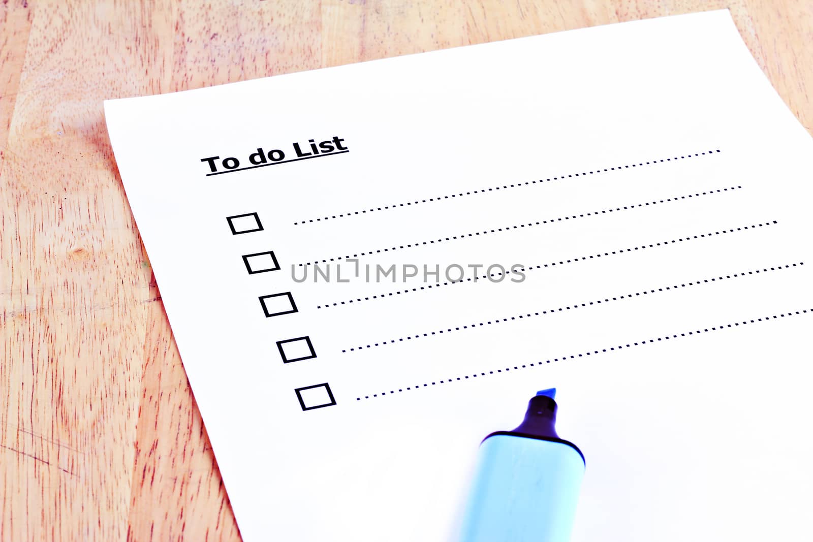 Empty to do list paper by wyoosumran