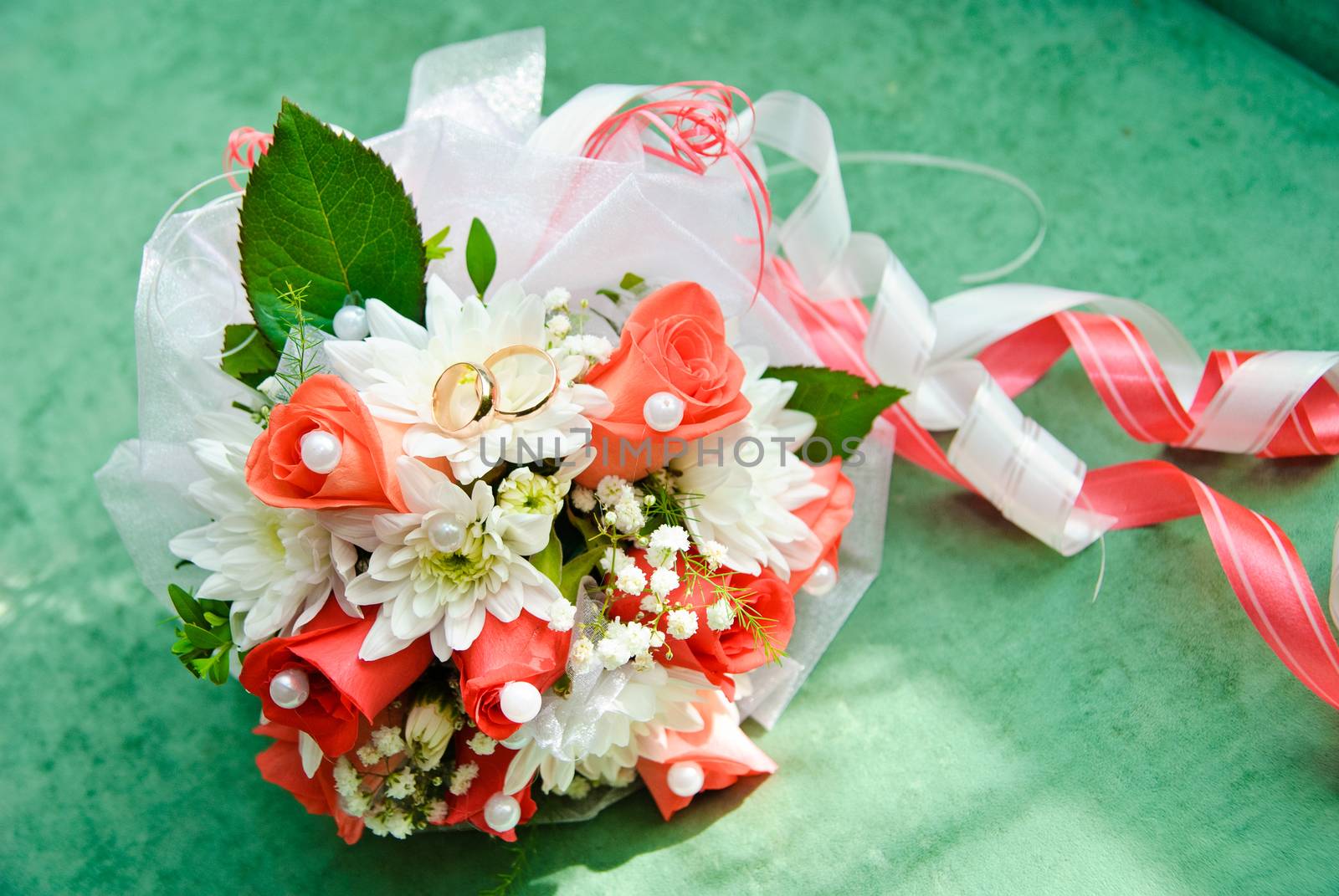 bridal bouquet of white roses