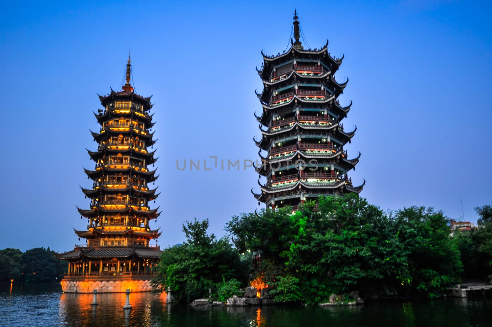 Guillin China Seven Star Park and Karst rocks Yangshuo by weltreisendertj