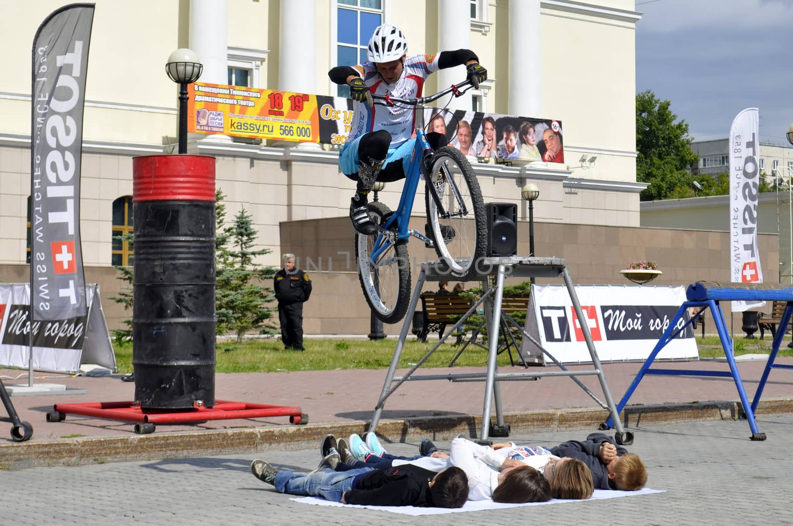 Mikhail Sukhanov � the champion of Russia on a cycle trial, acts by veronka72
