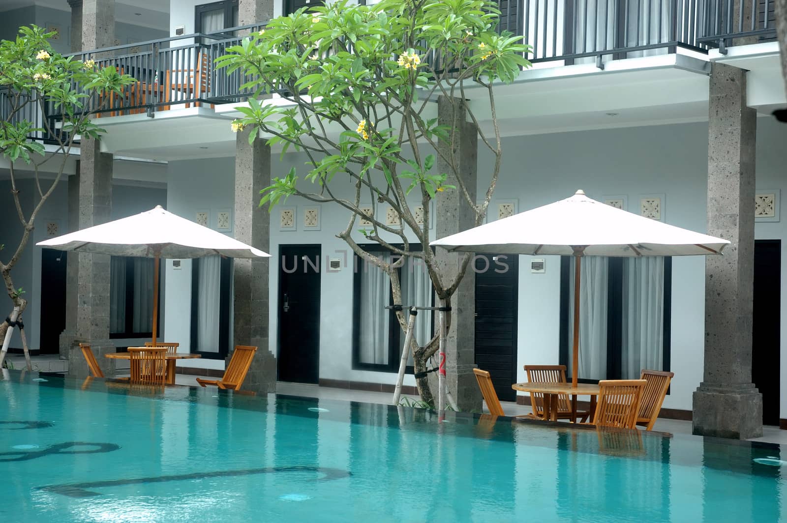 swimming pool that commonly found in hotel area