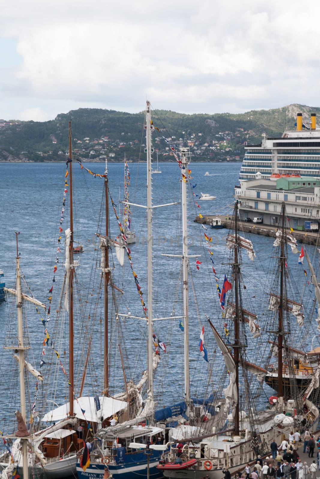 Tall Ship Races Bergen, Norway 2008 by SveinOttoJacobsen