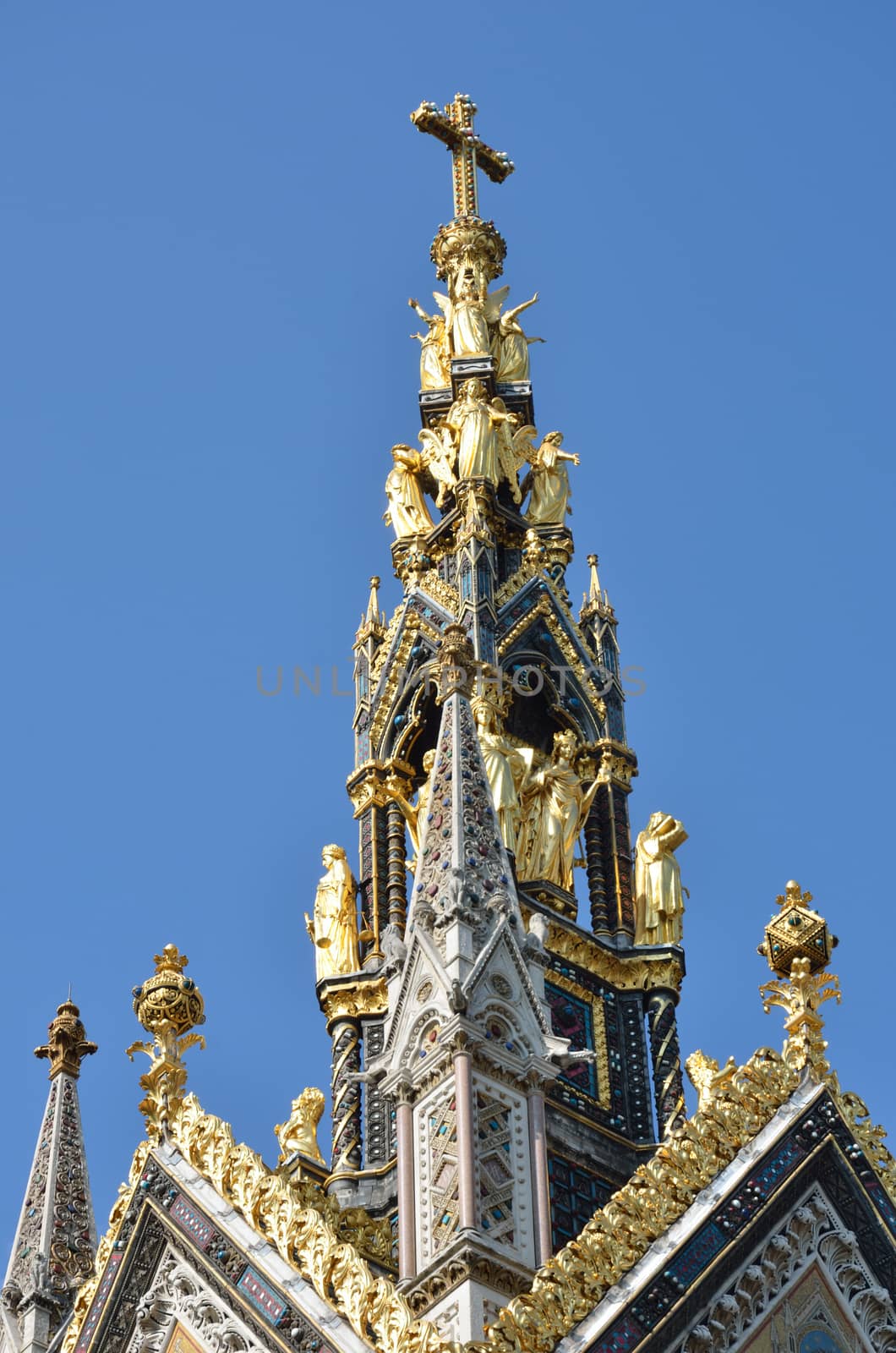 Top of albert memorial