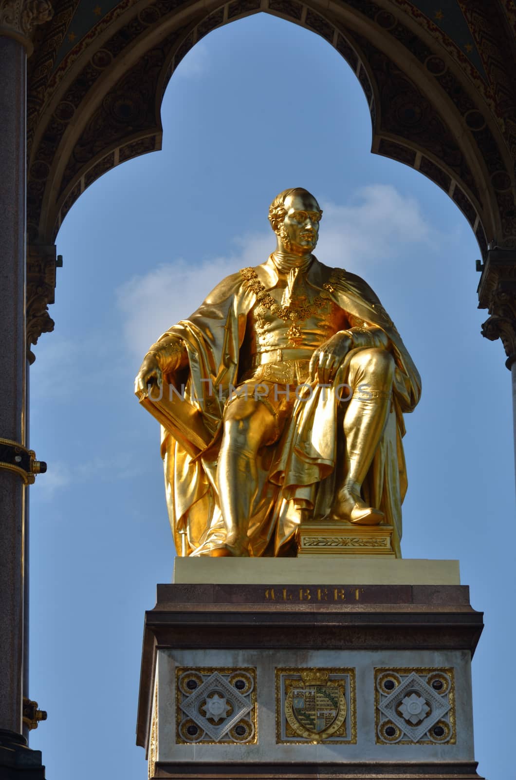  prince albert at albert memorial by pauws99