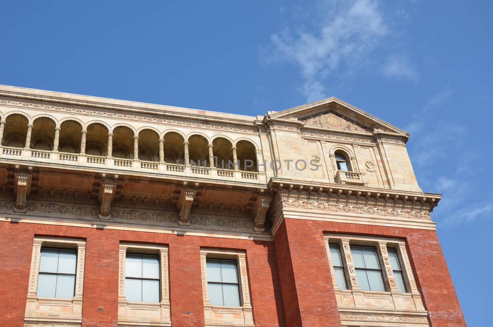 End of victoria and albert museum