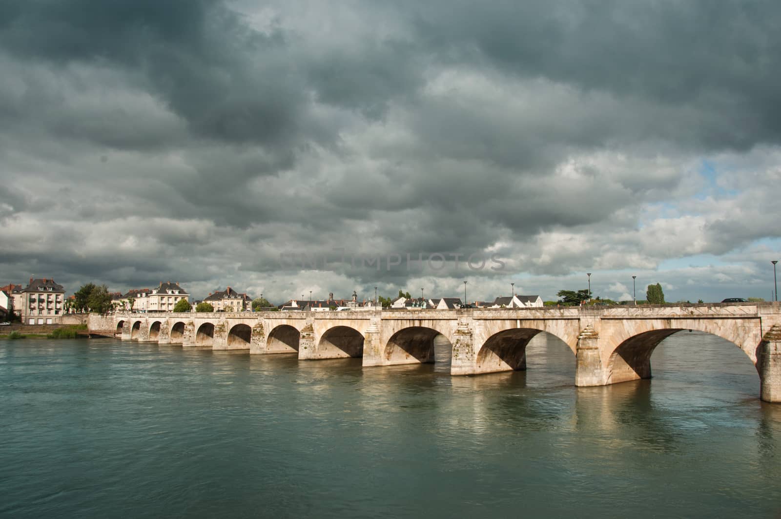 Saumur stone bridge panoramic