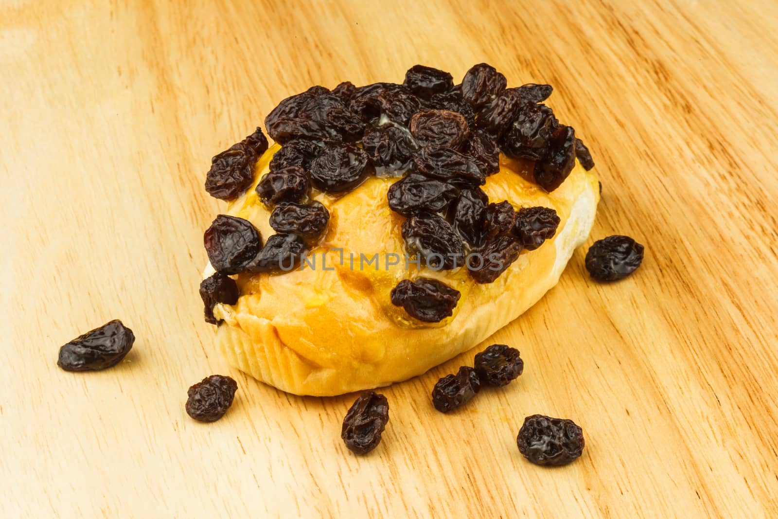 Bread with mayonnaise and raisin