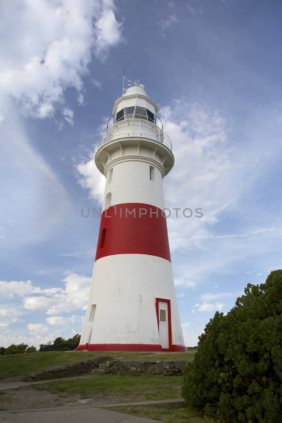 Lighthouse,Tasmania by instinia