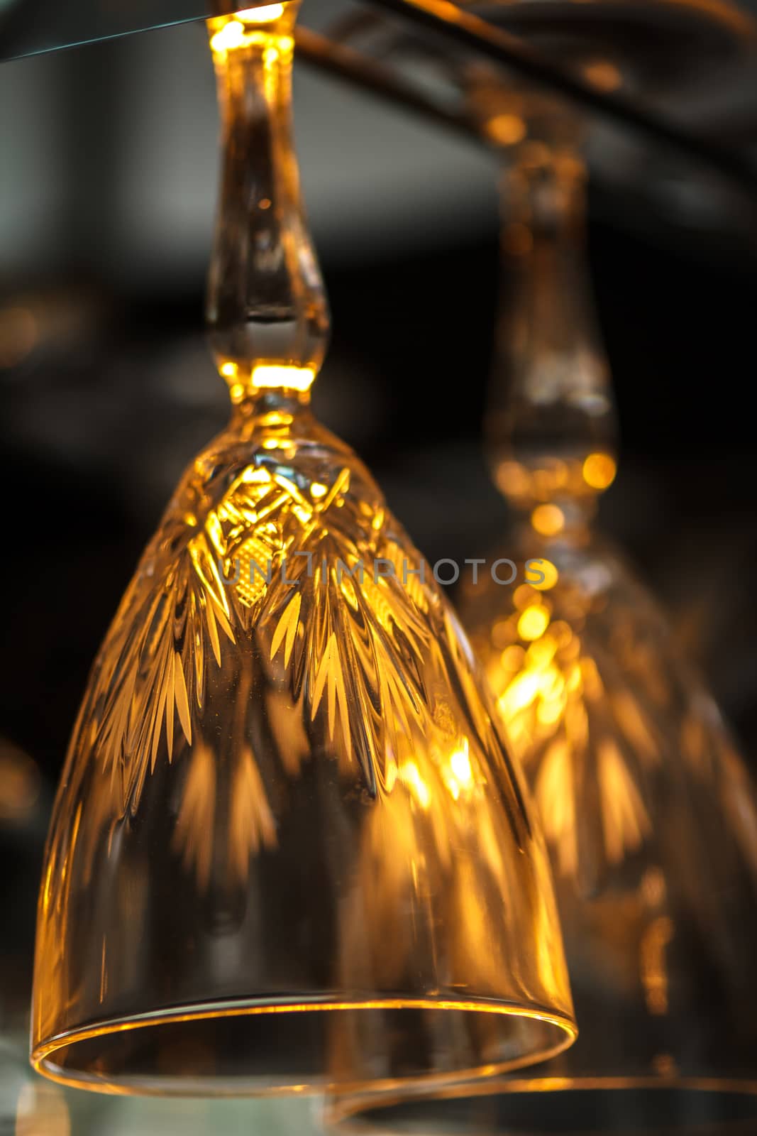 Hanging Glass by letoakin