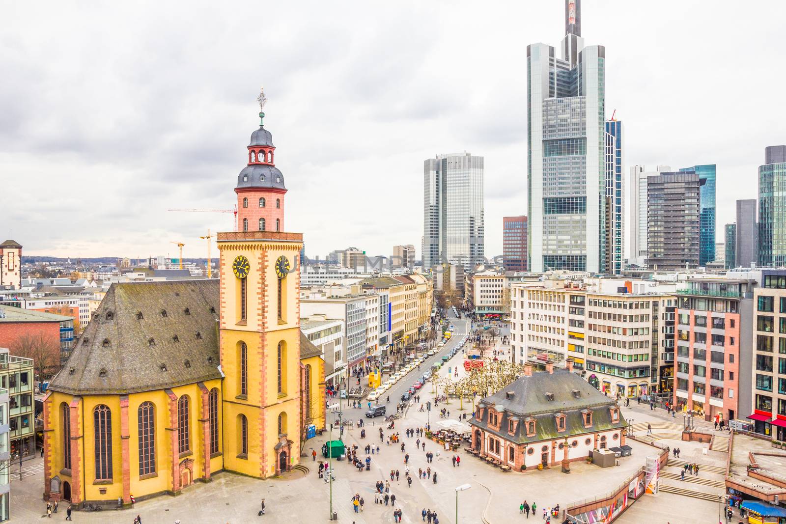 Skyline of Frankfurt with Hauptwache and the plaza
