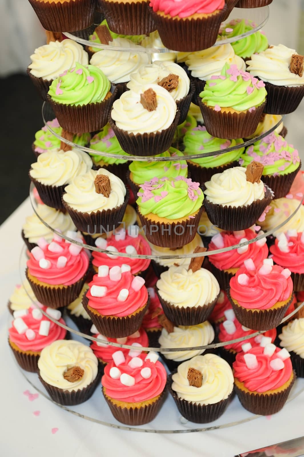 Wedding cup cakes by kmwphotography