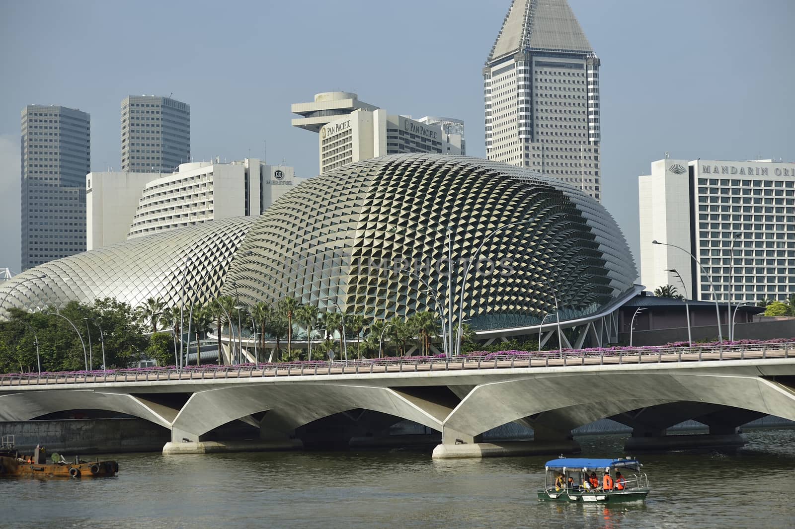 Located at Waterfront, Marina Bay, mouth of Singapore River. The Esplanade is a world renowned performing arts centre. Its twin domes are nicknamed as the Durian