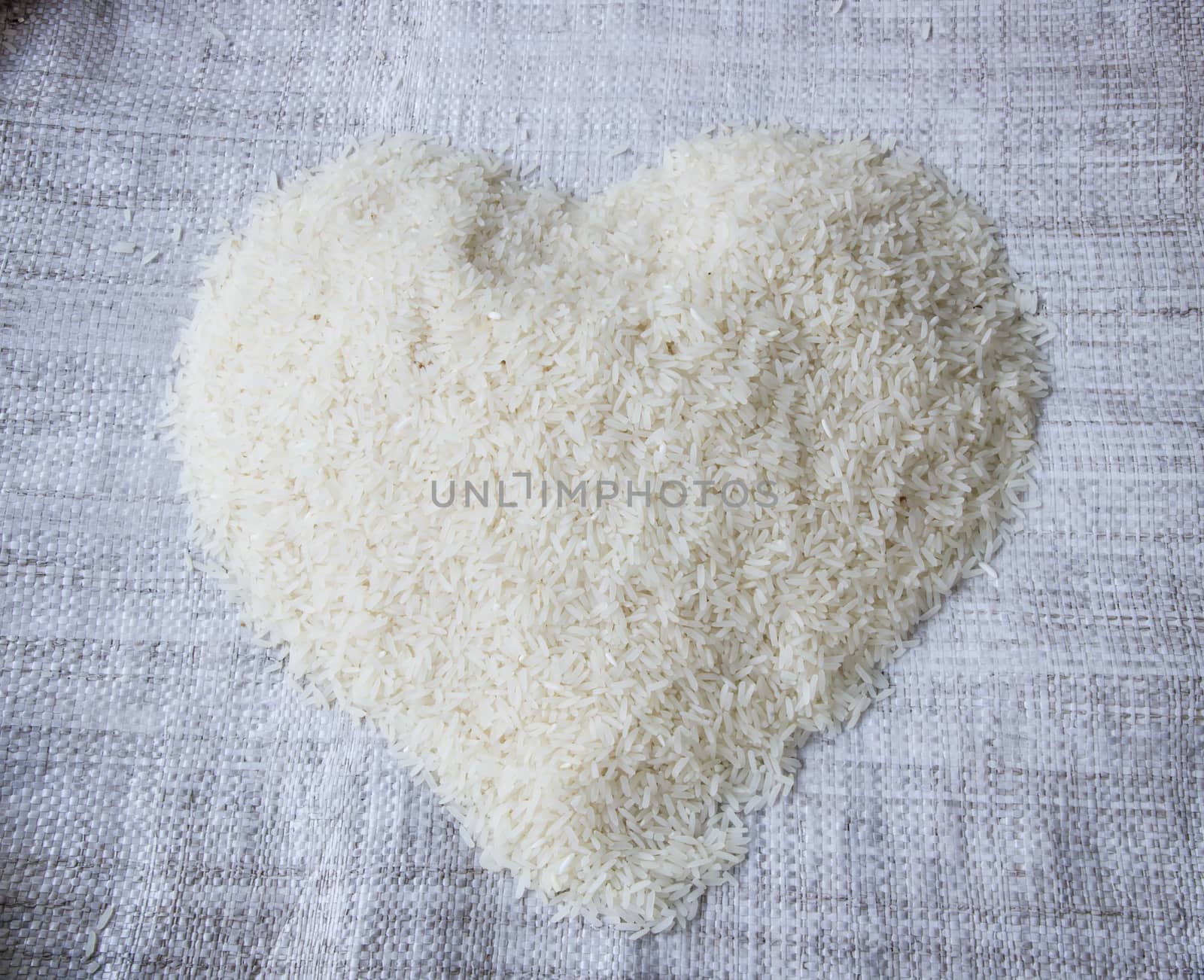 Uncooked jasmine rice heart sign