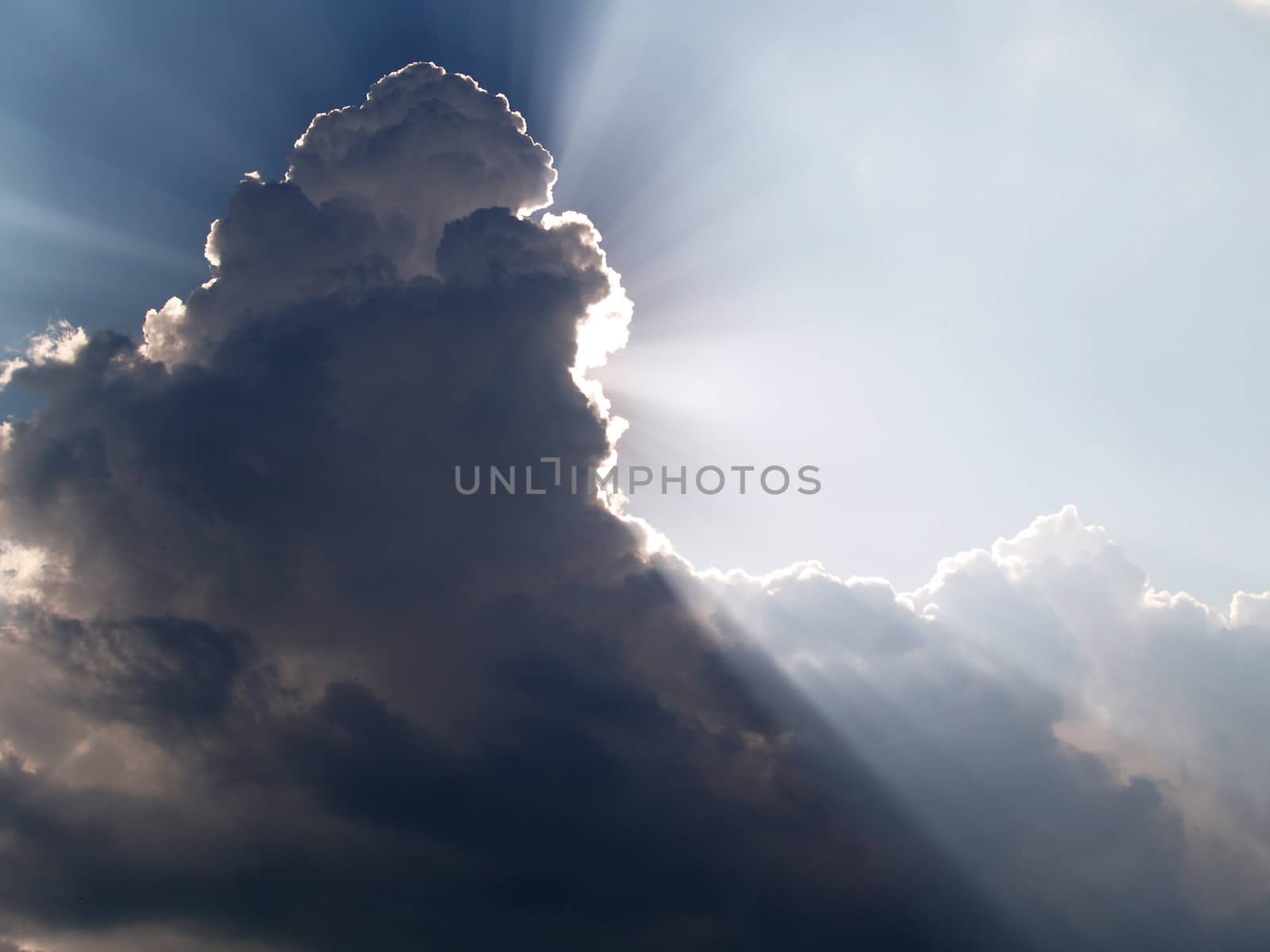 big cloud and light