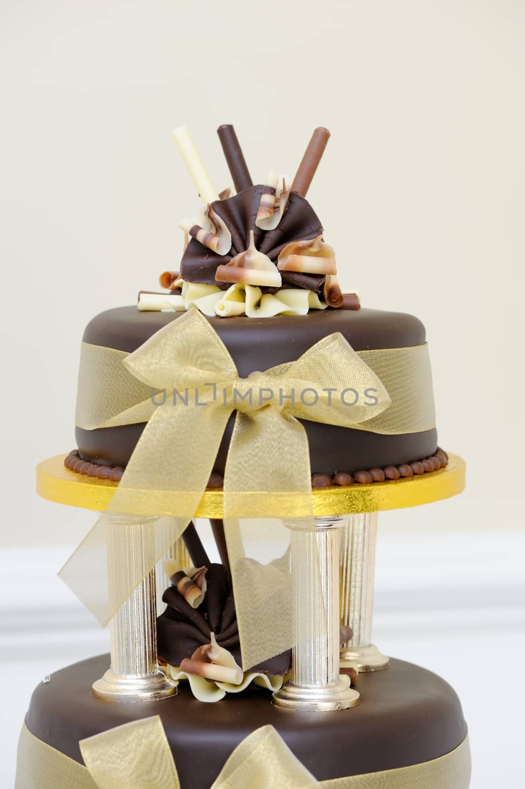 Chocolate wedding cake detail by kmwphotography