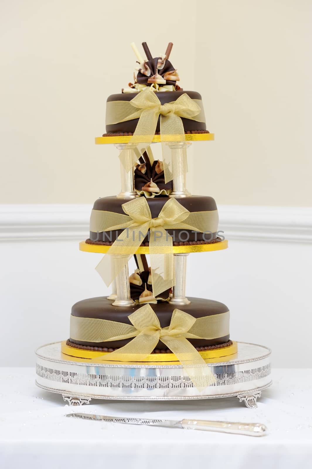 Chocolate wedding cake by kmwphotography