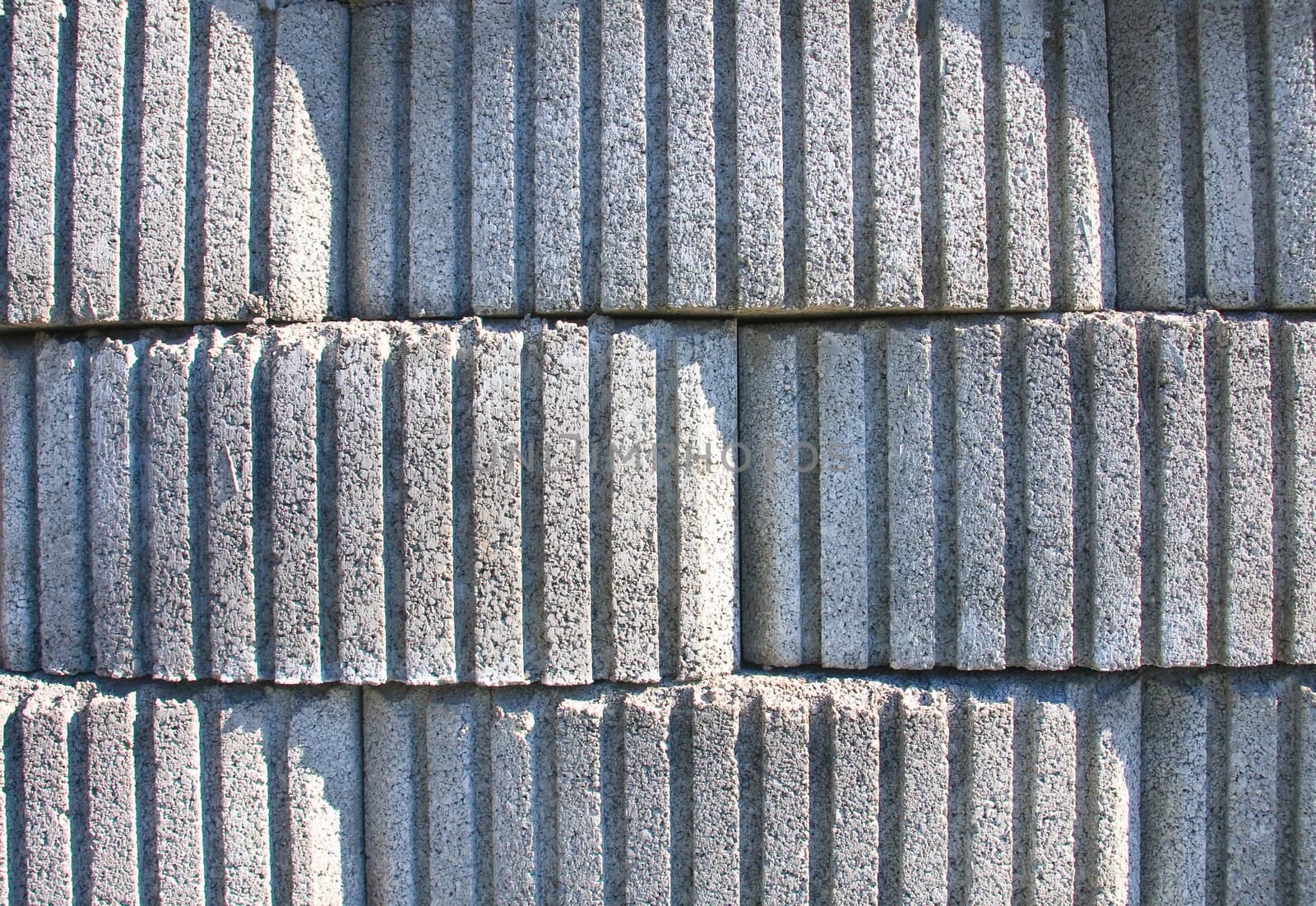 The masonry of concrete blocks