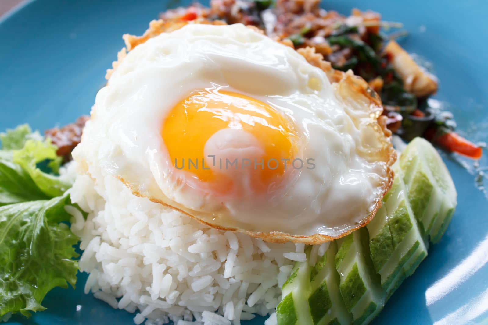 Fried Egg on steamed by vitawin