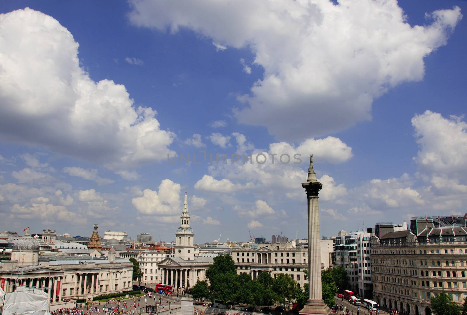 Skyline view of London's trafalgar square 