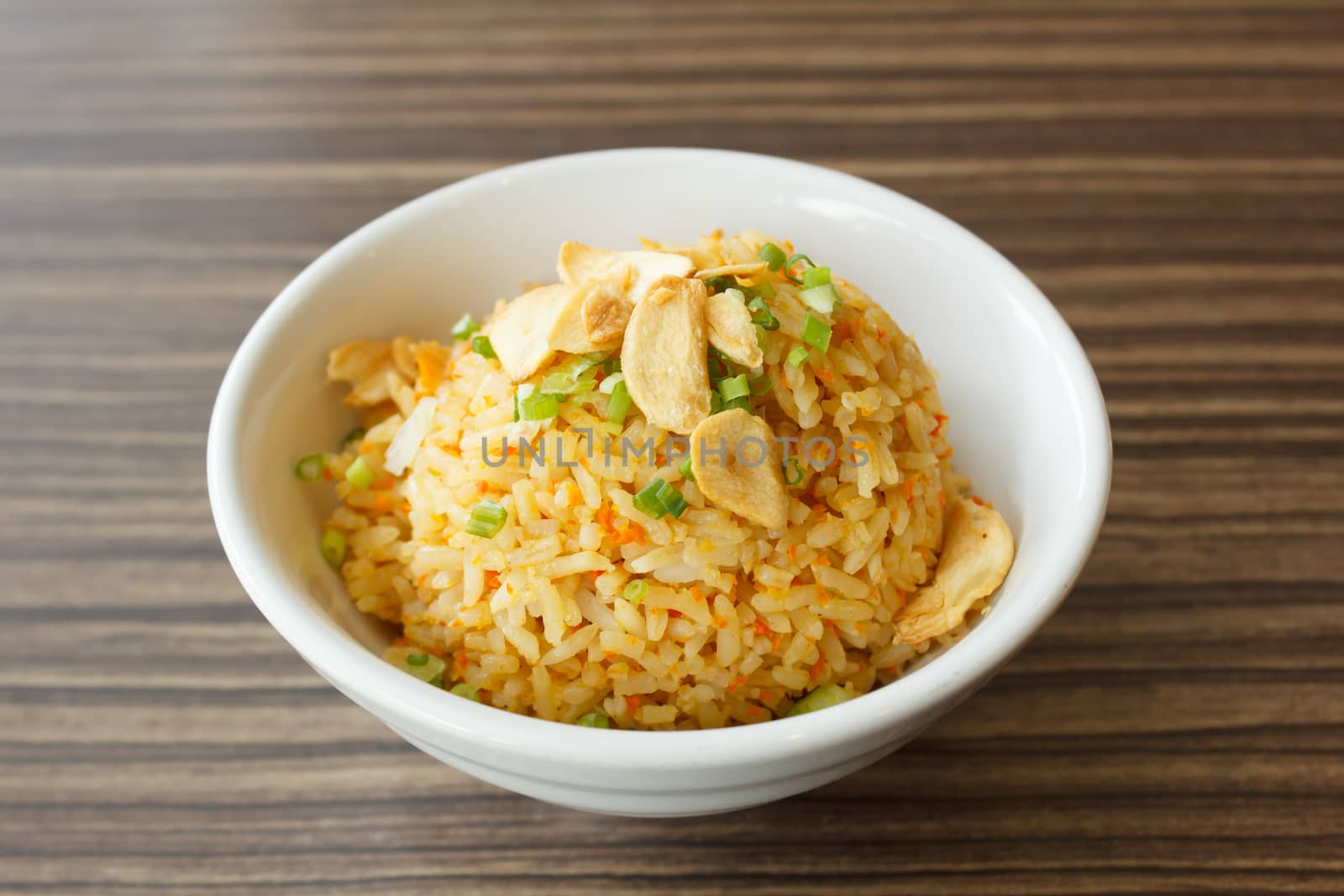 Fried rice with garlic by vitawin