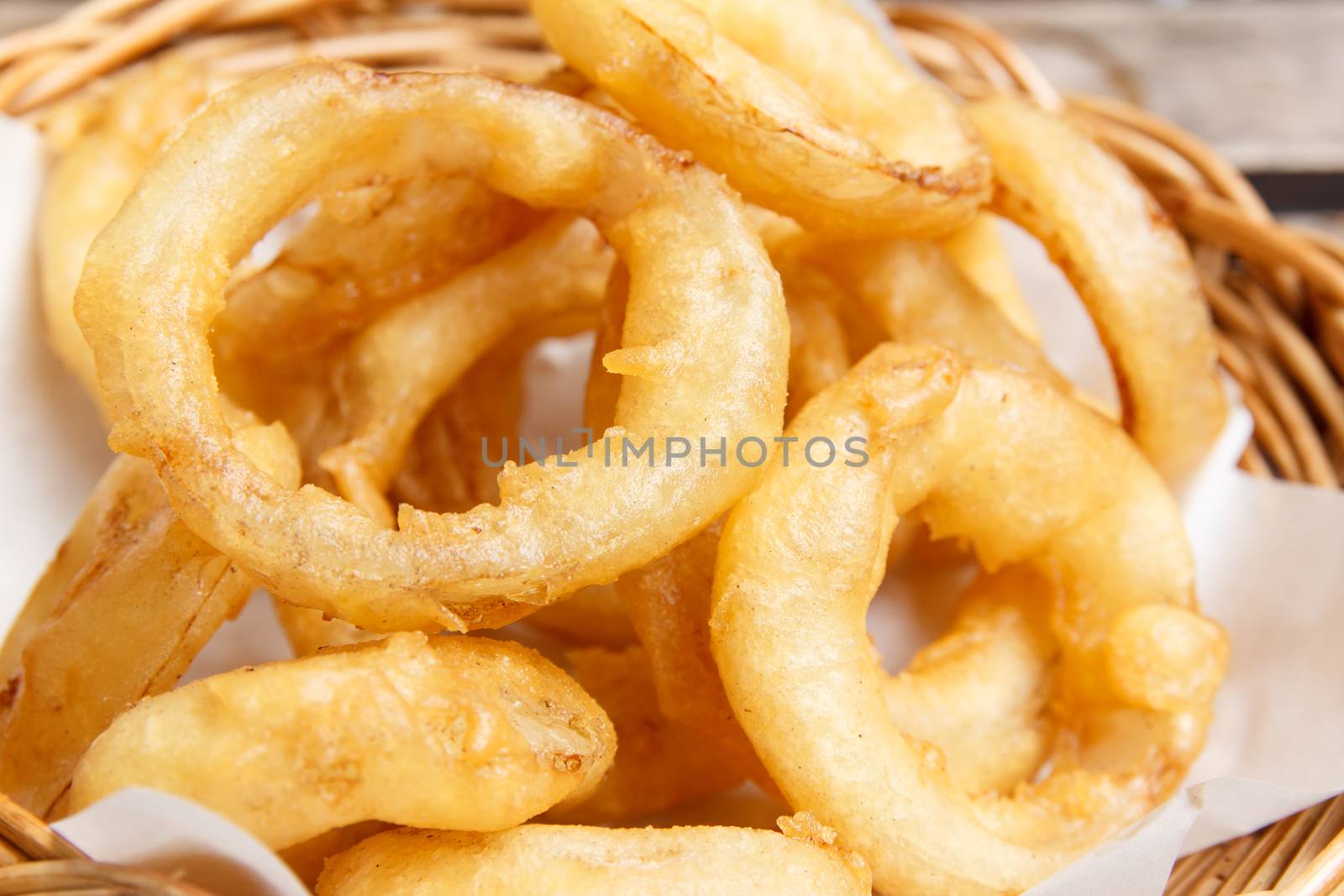 Fried onion rings (Fast food)
