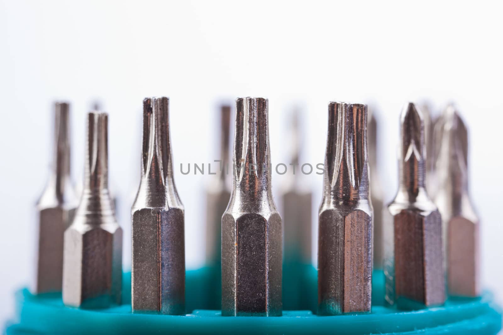 Macro of a set of precision heads for screwdriver