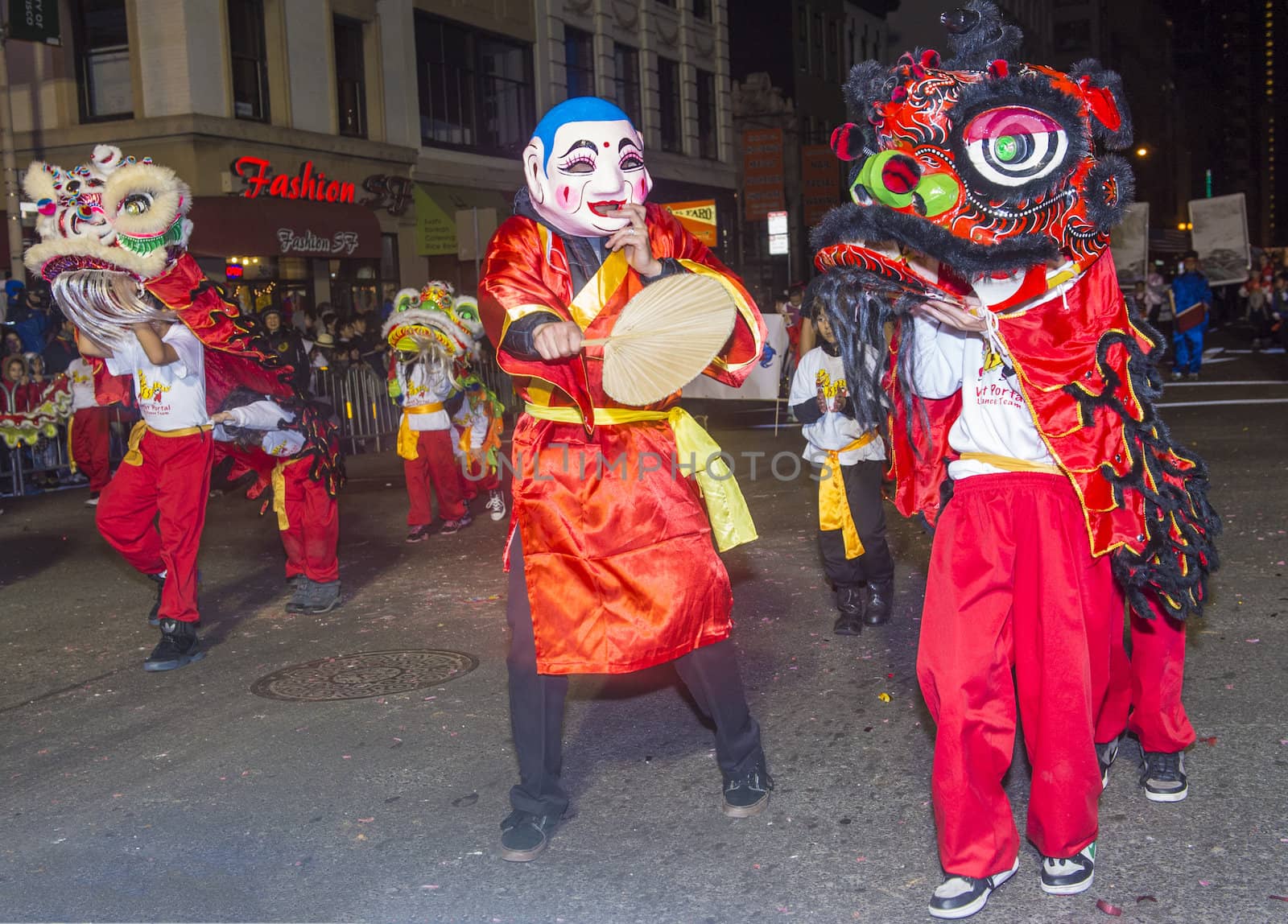 Chinese new year parade by kobby_dagan