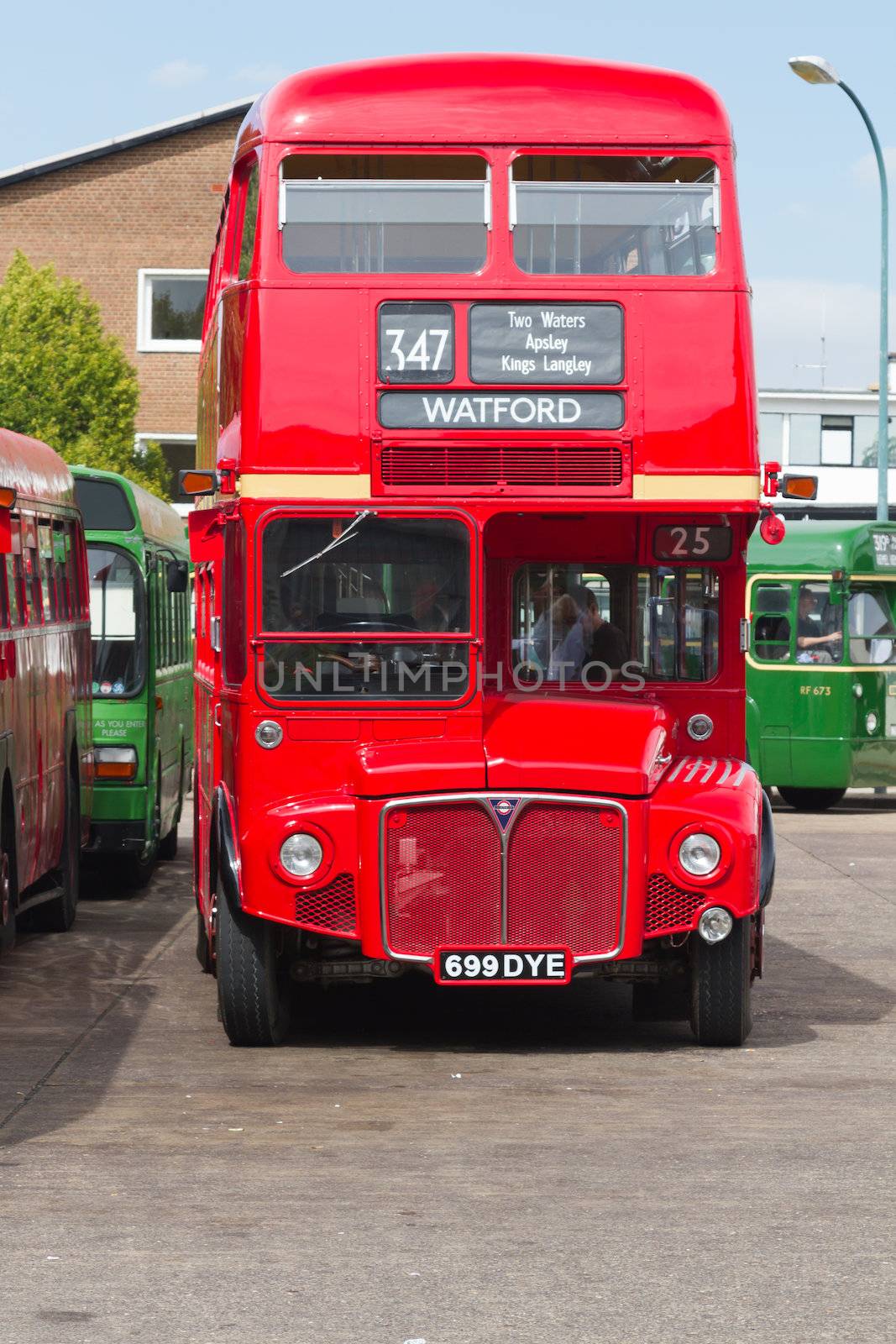London Routemaster Bus RM1699 by daverlee