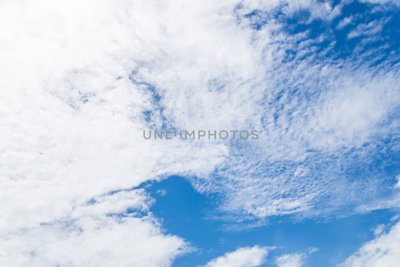 Nice white cloud on the sky by wmitrmatr