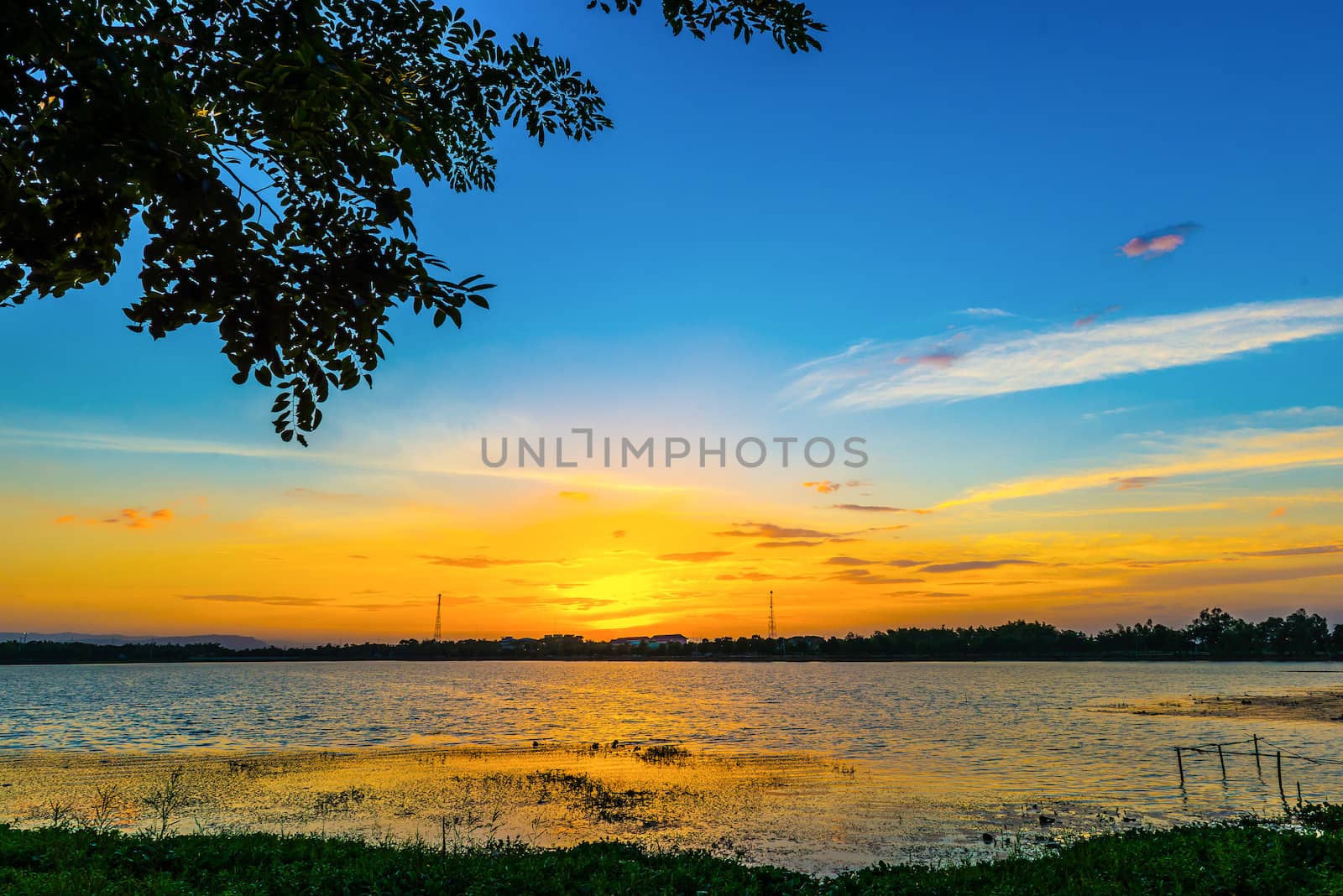 Sunset Landscape by wmitrmatr