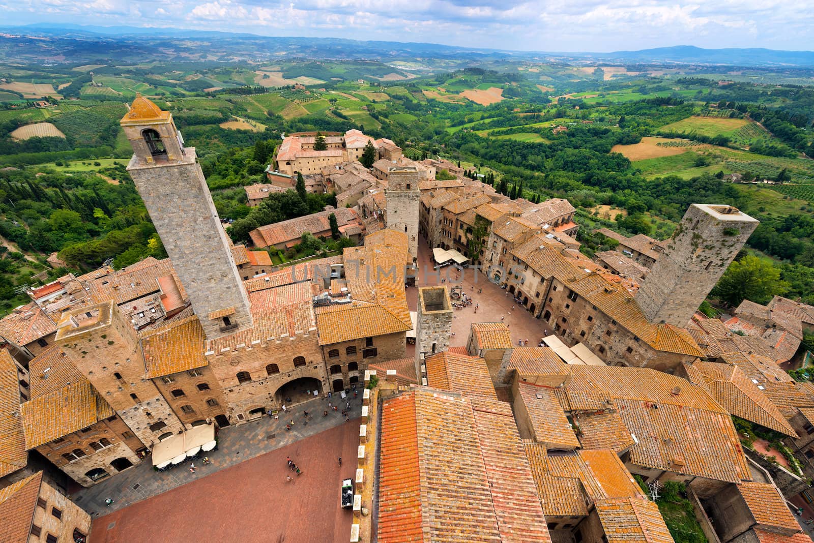 Aerial view of San Gimignano, medieval town (UNESCO heritage), from the Torre Grossa of the Palazzo Comunale, Siena, Tuscany, Italy
