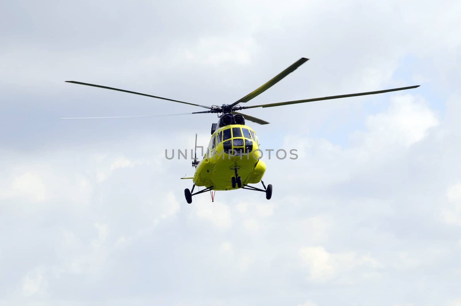 Air show "On a visit at Utair". Tyumen, Russia. 16.08.2014. MI-8 by veronka72