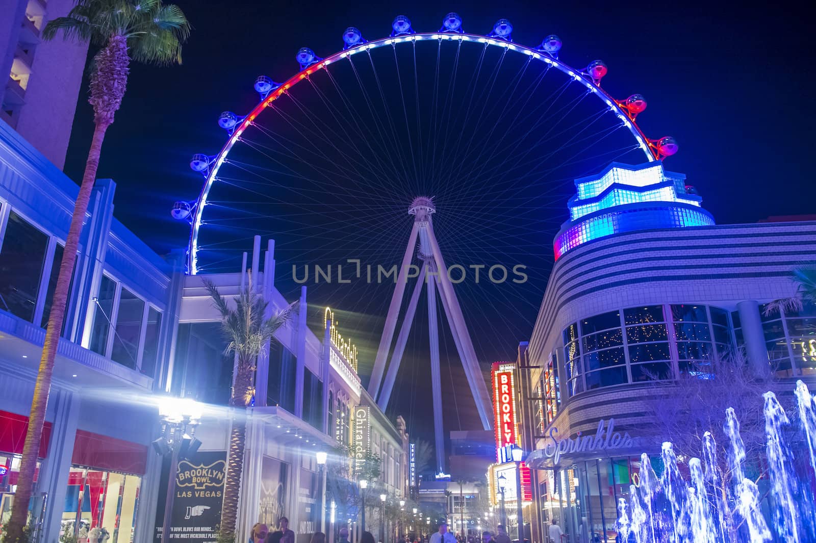 LAS VEGAS - MARCH 15 : The Linq, a dining and shopping district and High Roller at the center of the Las Vegas Strip on March 15 2014 , The High Roller is the world's largest observation wheel