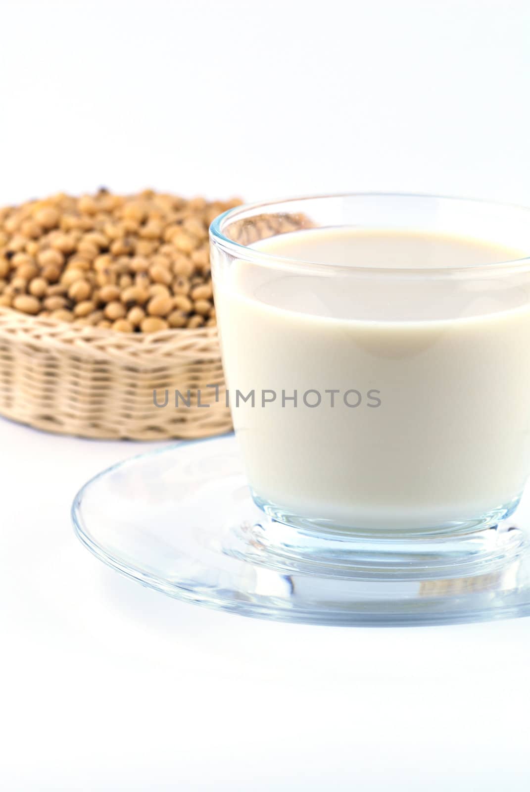 soy milk with soy beans