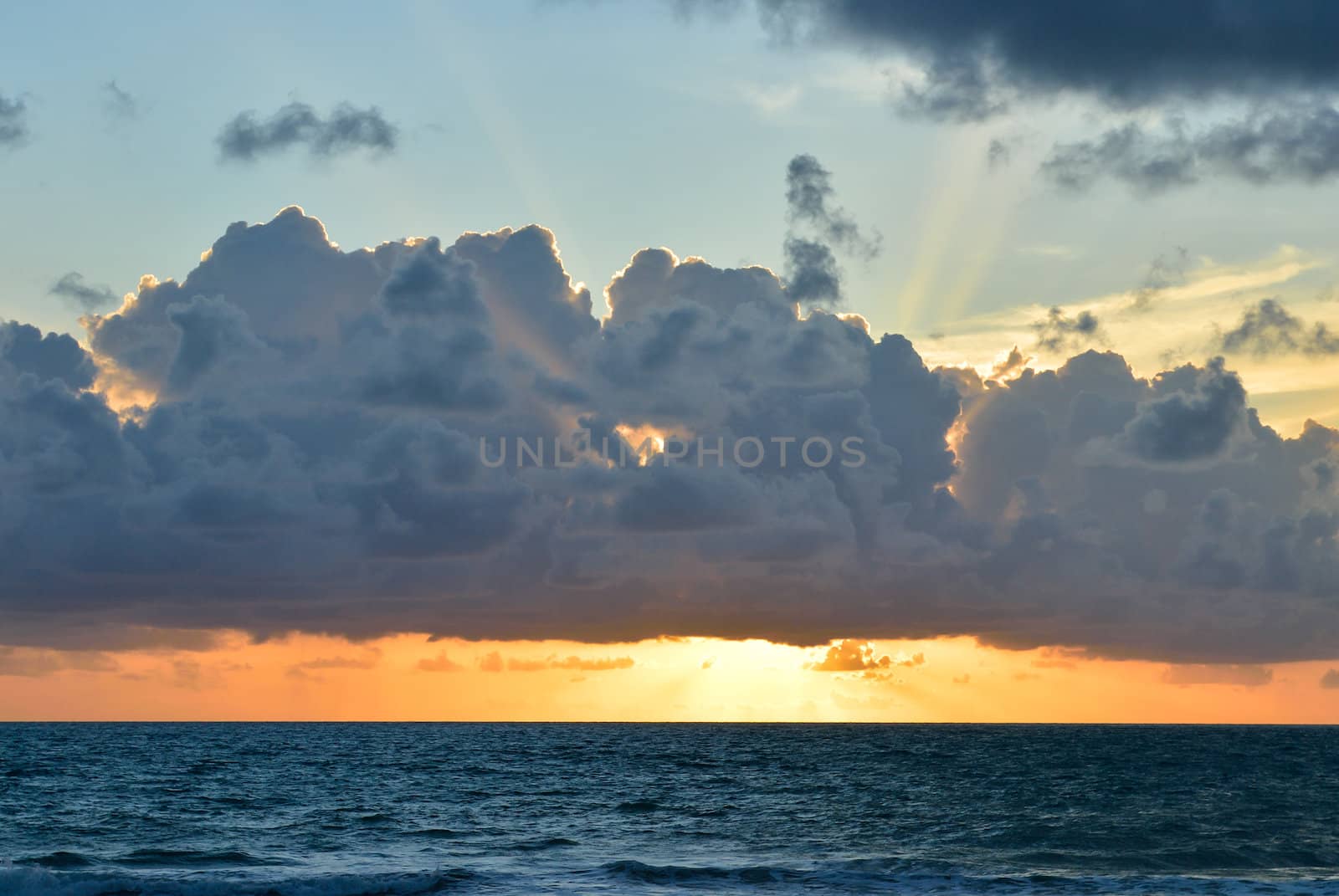 Beautiful sunset / sunrise sky with clouds