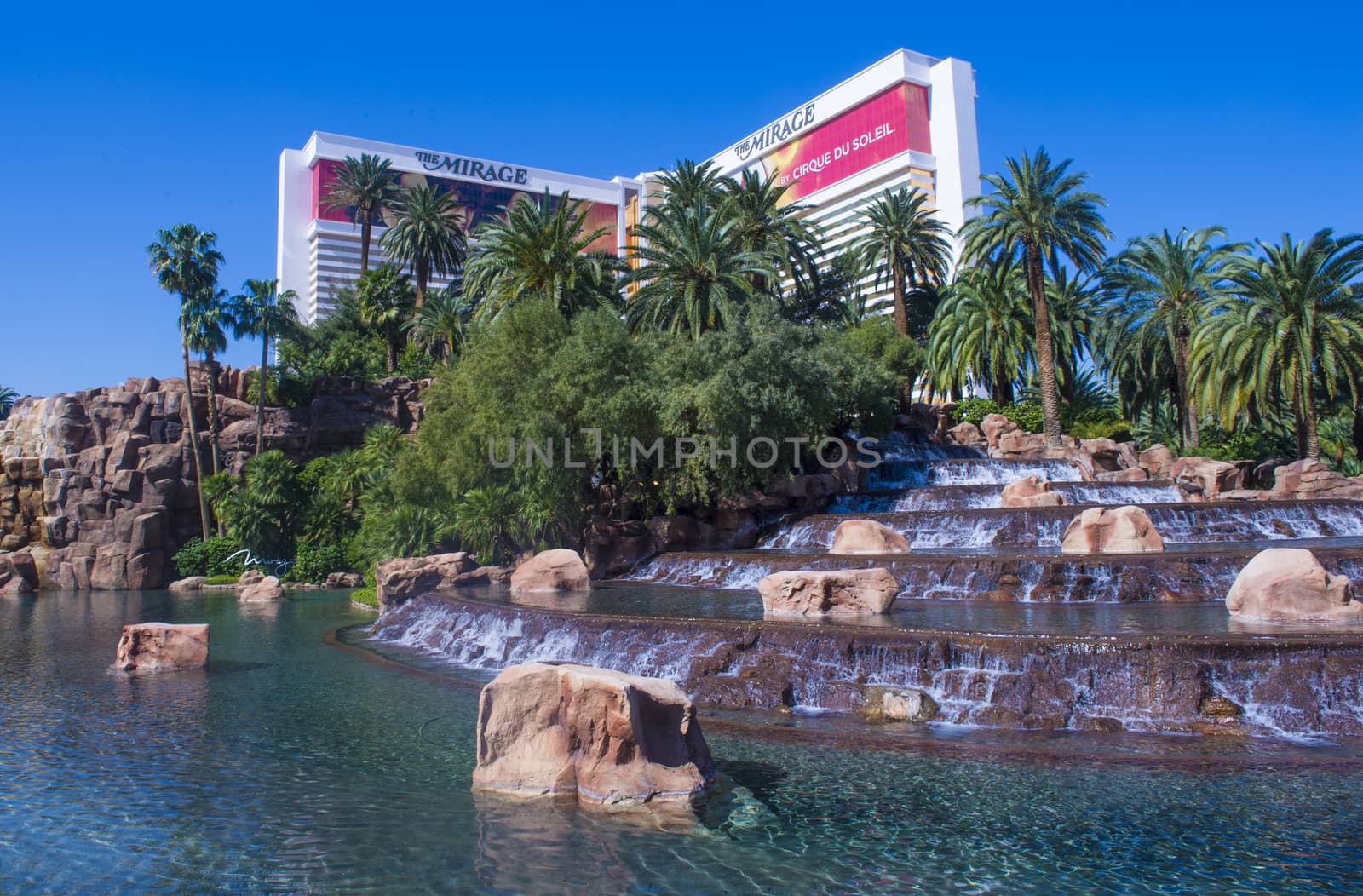 Las Vegas - Mirage by kobby_dagan