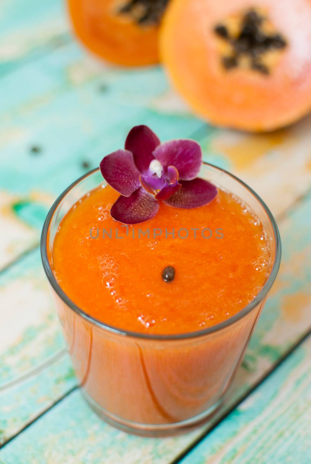 papaya smoothie by Dessie_bg