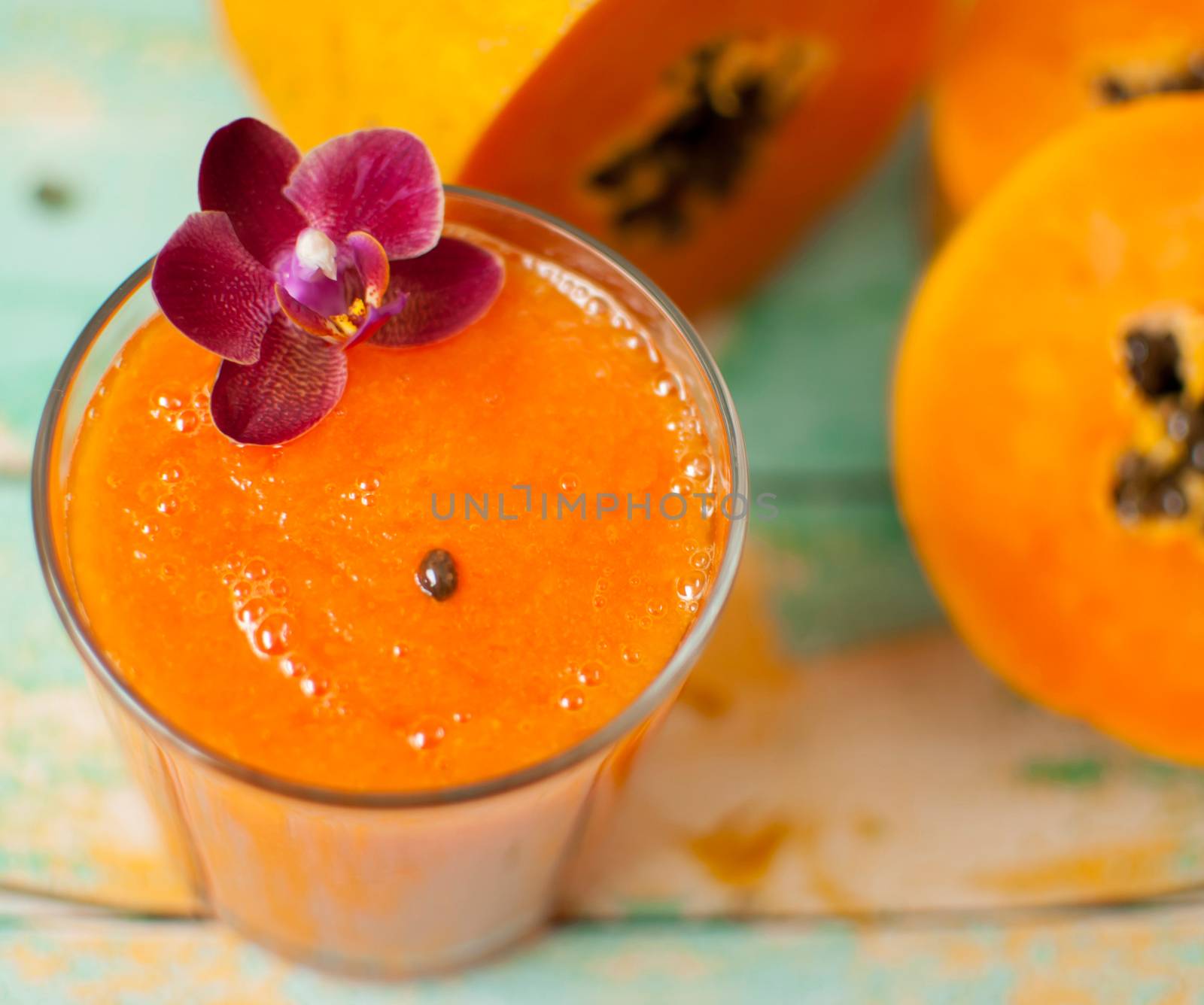papaya smoothie by Dessie_bg